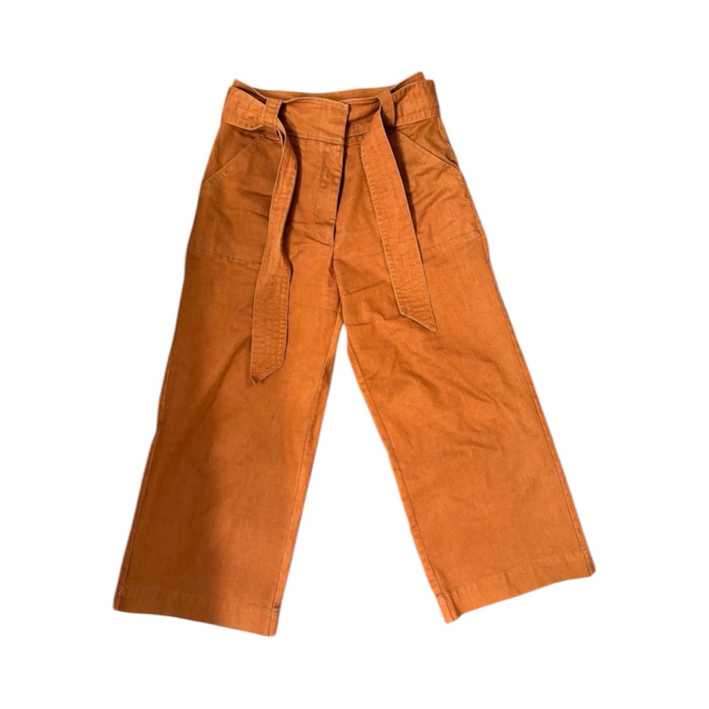 Chelsea & Violet Women’s Size 30 Wide Legged Pants/Short Length. Ideal 5’3”-5’4”